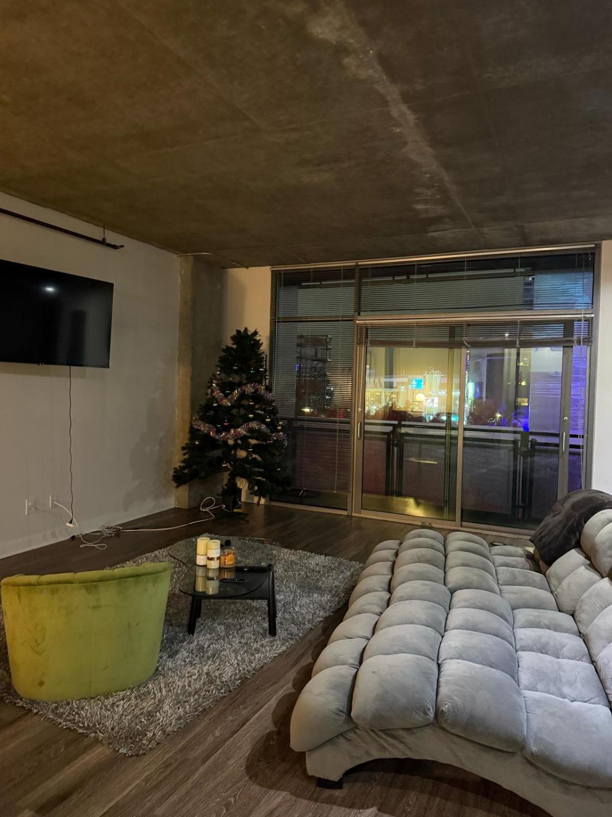 Downtown La Loft Oasis Artsy Located *
